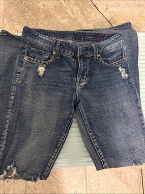 Vigoss Women’s Faded Blue Distressed Boyfriend Jeans